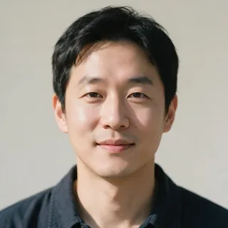 소액결제 업체 두 곳을 비교해 본 후기 인물 사진